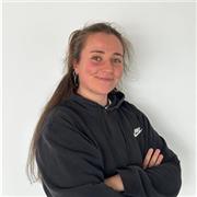 Graduada en Enfermeria con Master de Docencia. Experiencia en clases particulares y en aula